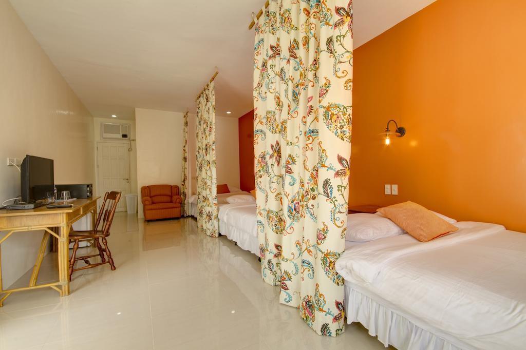 Momo Beach House Panglao Exteriör bild