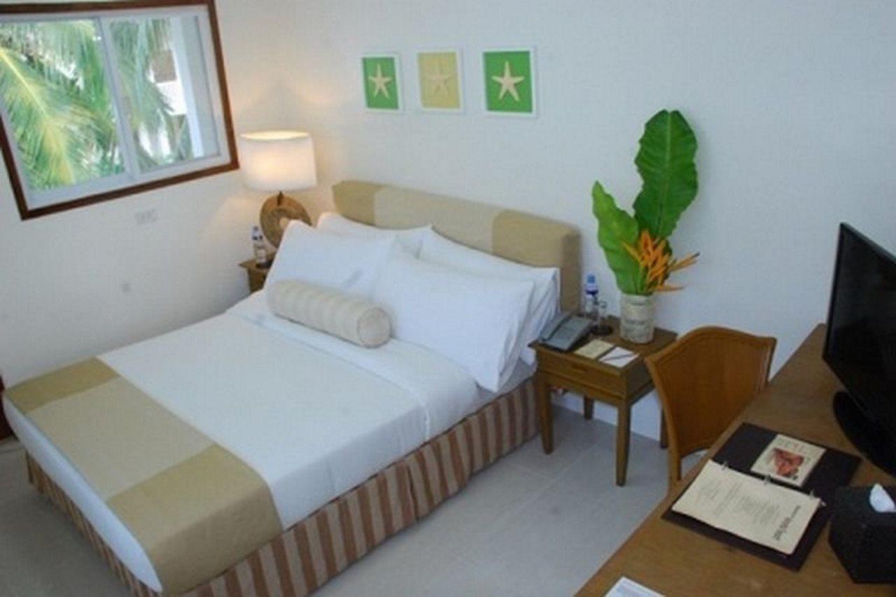 Momo Beach House Panglao Exteriör bild