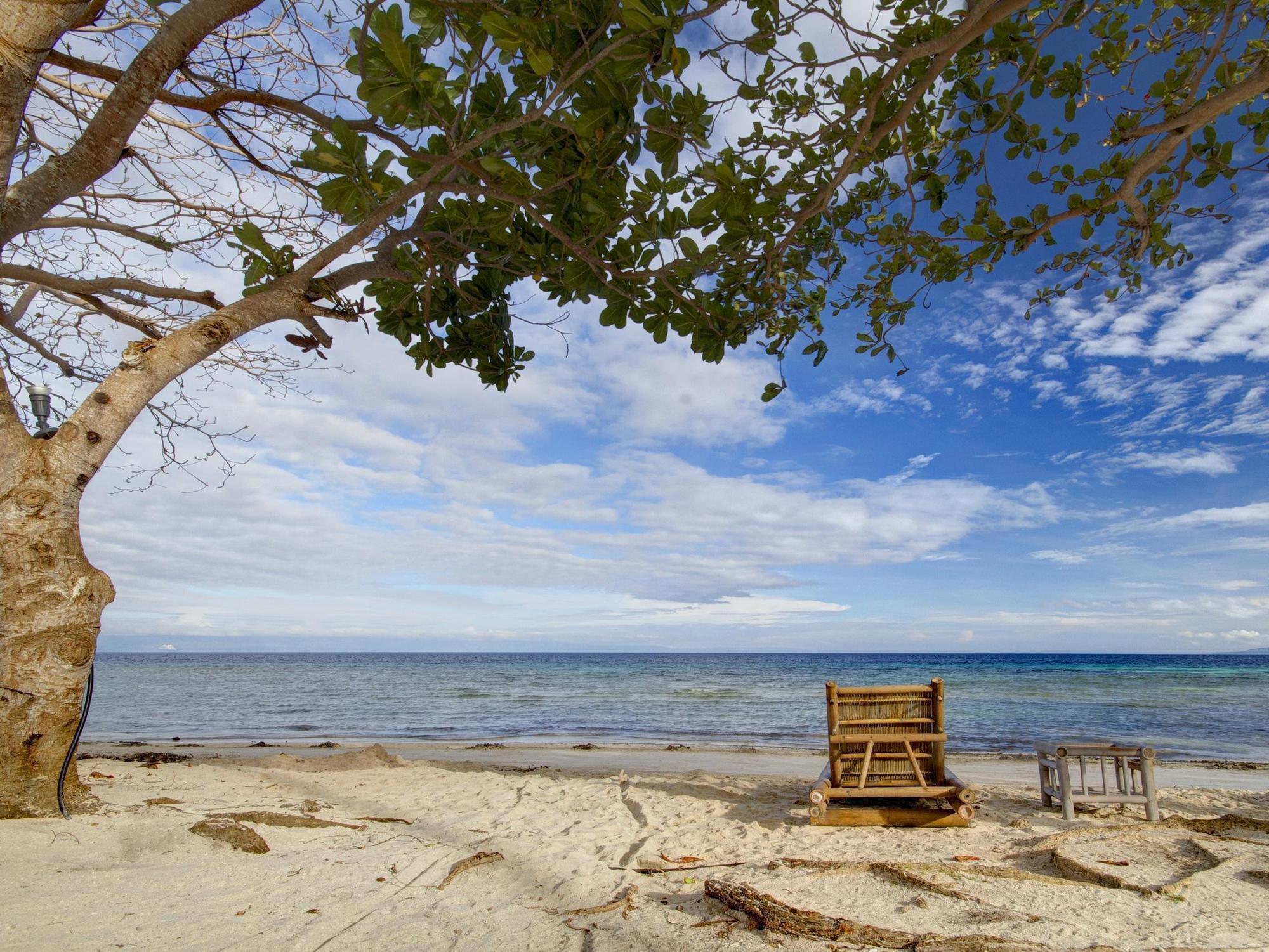 Momo Beach House Panglao Exteriör bild